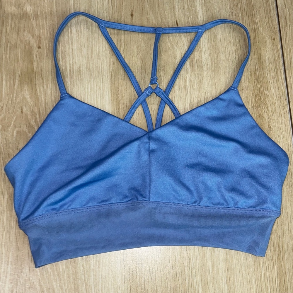 Alo yoga sports bra